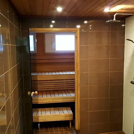 Santa's Neighbor In Vila *