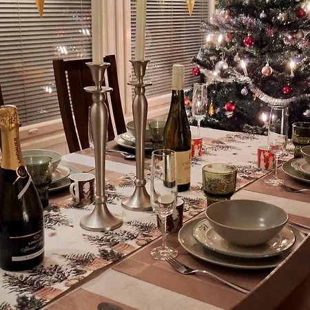 Santa's Neighbor In Vila Rovaniemi