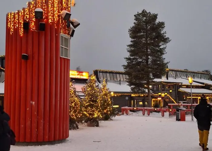 Villa Santa's Neighbor In