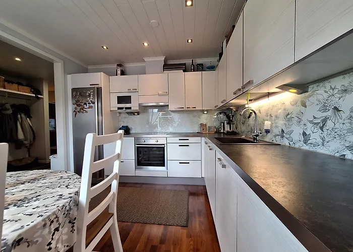 Santa's Neighbor In Villa